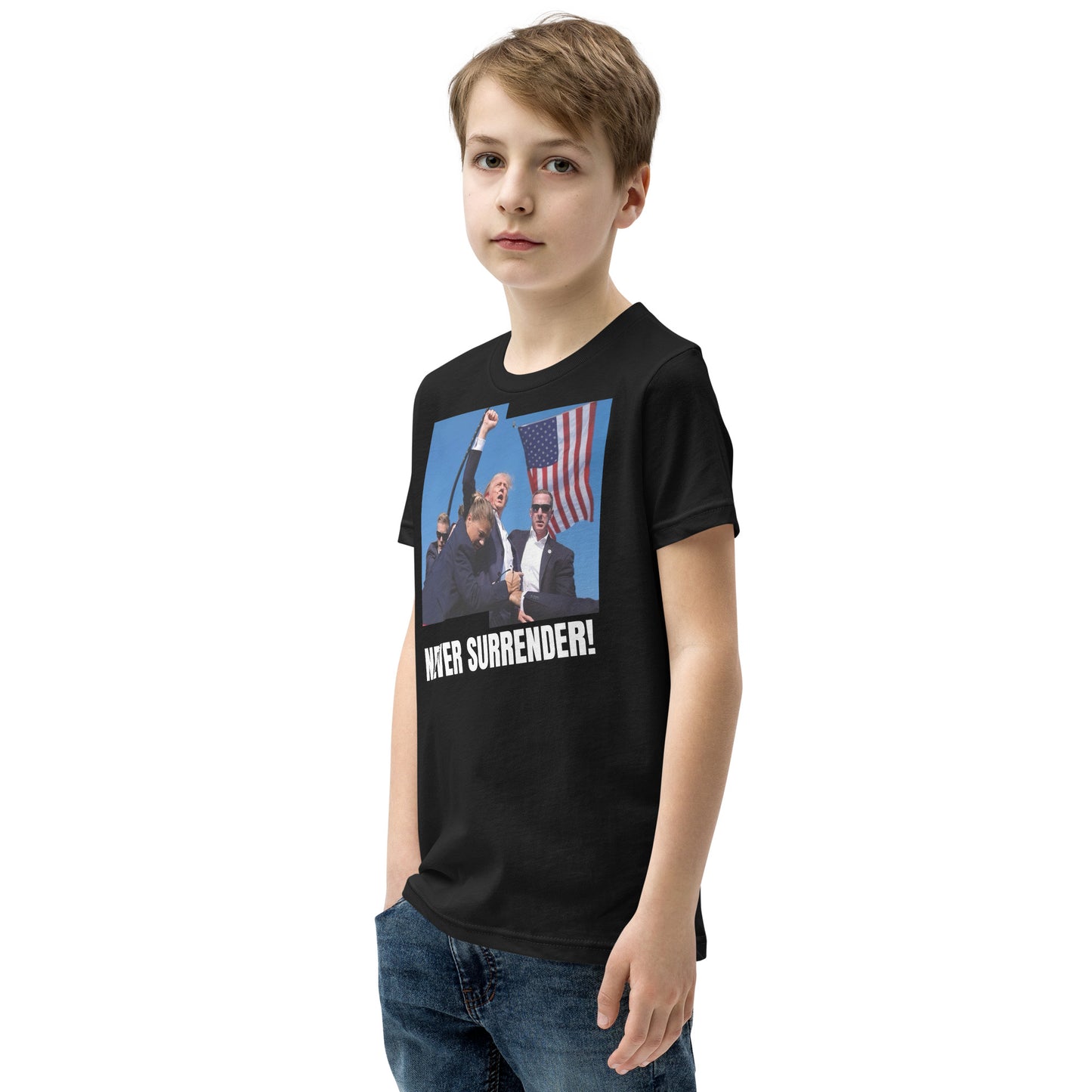 President Trump - Never Surrender! Kids' T-Shirt