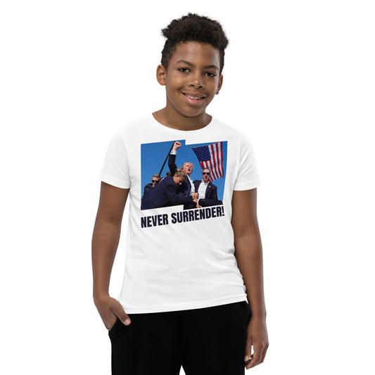 President Trump - Never Surrender! Kids' T-Shirt